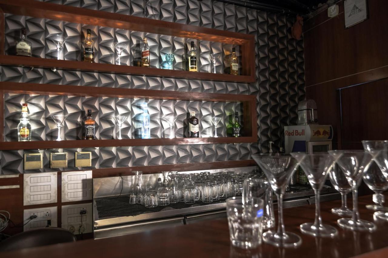 Hotel Monarch Guestline In Midc Rabale, Navi Mumbai Bagian luar foto