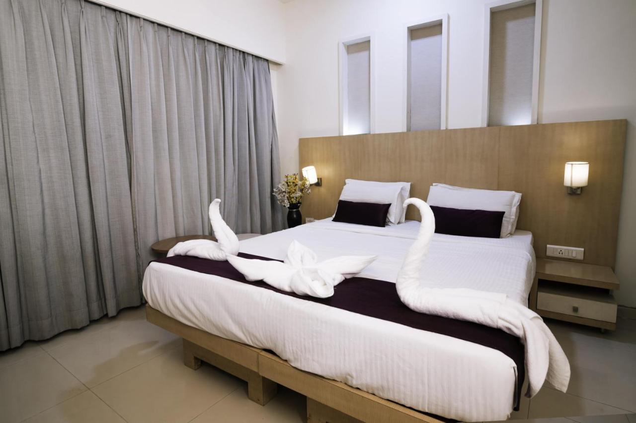 Hotel Monarch Guestline In Midc Rabale, Navi Mumbai Bagian luar foto