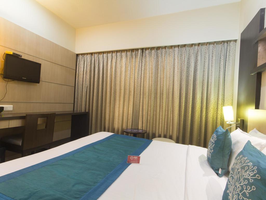 Hotel Monarch Guestline In Midc Rabale, Navi Mumbai Bagian luar foto