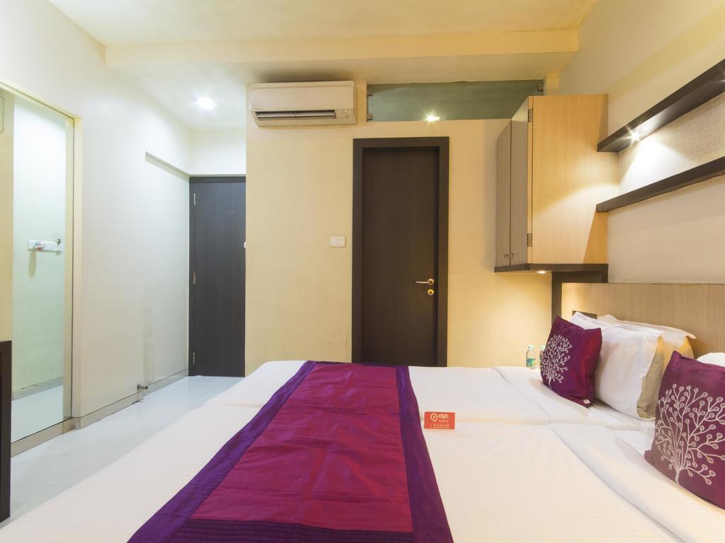Hotel Monarch Guestline In Midc Rabale, Navi Mumbai Bagian luar foto